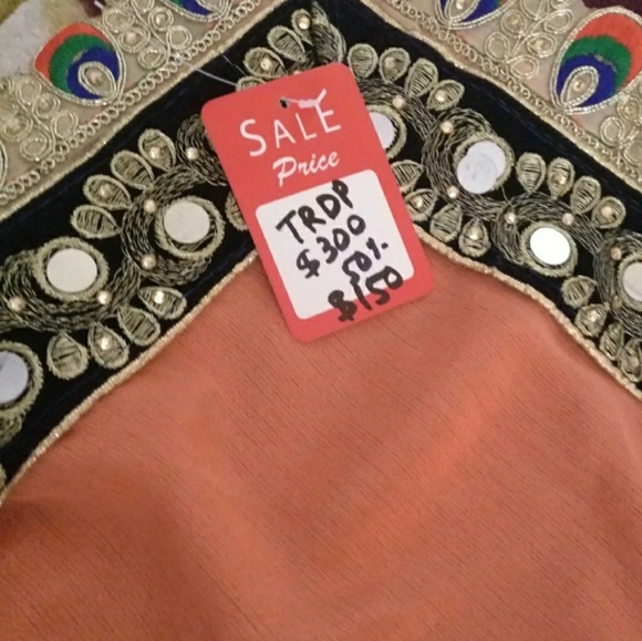 Gorgette embroidery saree - Picture 4 of 7